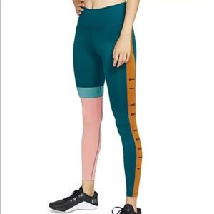 Nike Women's One Dri-FIT Colorblocked Leggings